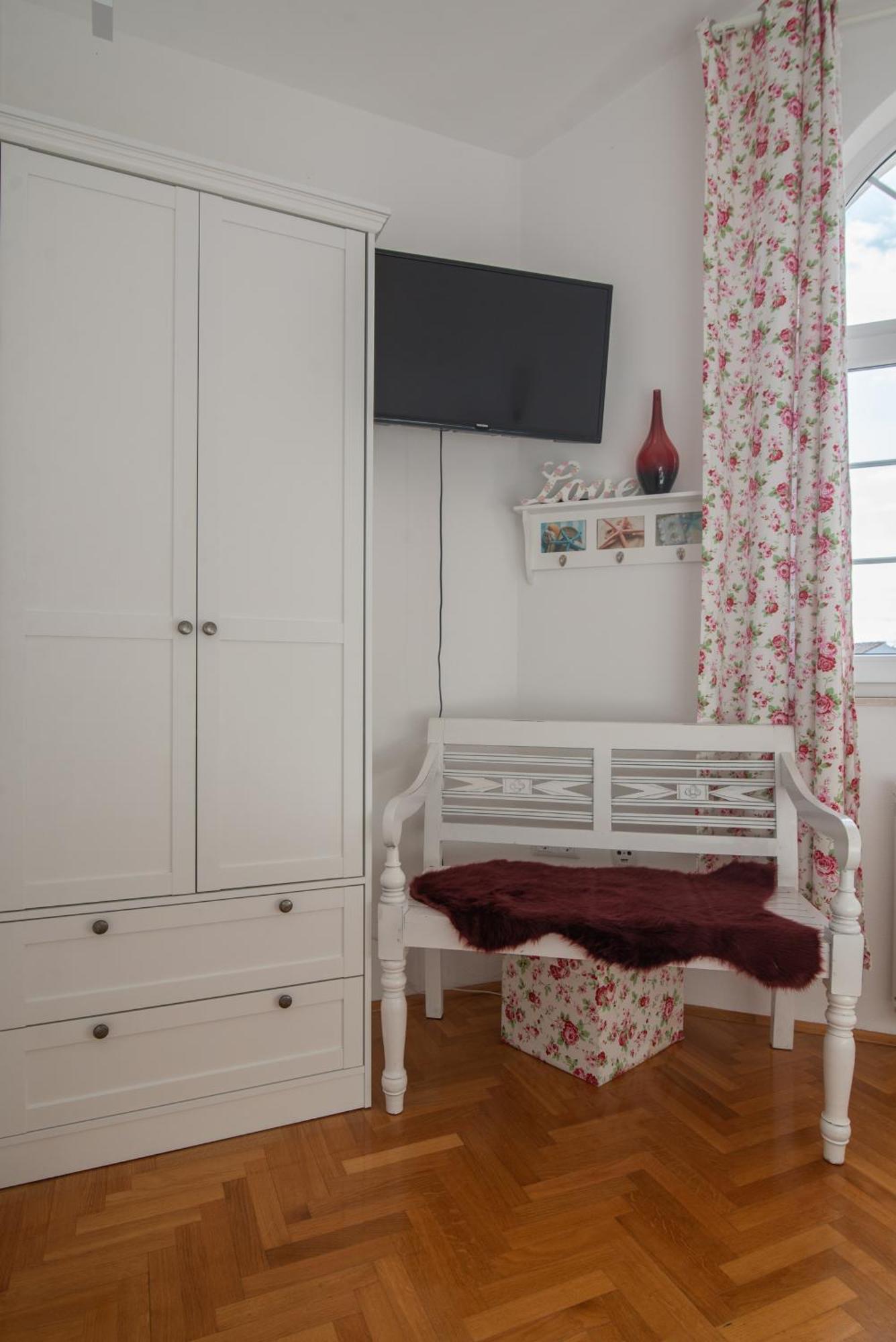 Hotel Villa Vera 2 Fažana Екстериор снимка