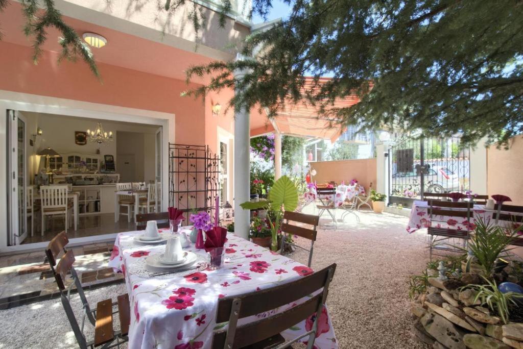 Hotel Villa Vera 2 Fažana Екстериор снимка