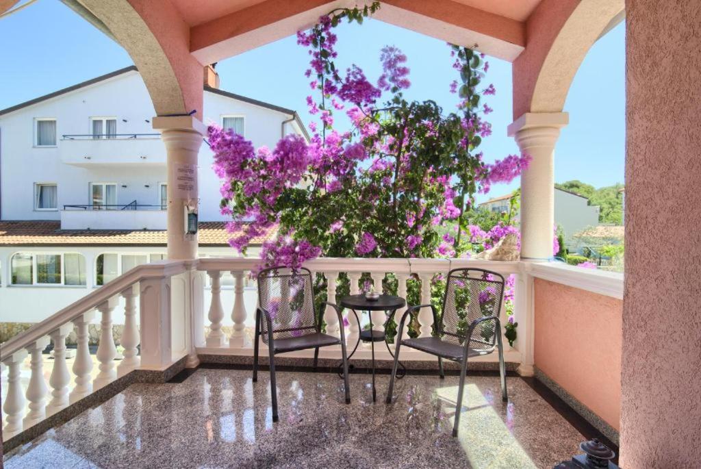 Hotel Villa Vera 2 Fažana Екстериор снимка