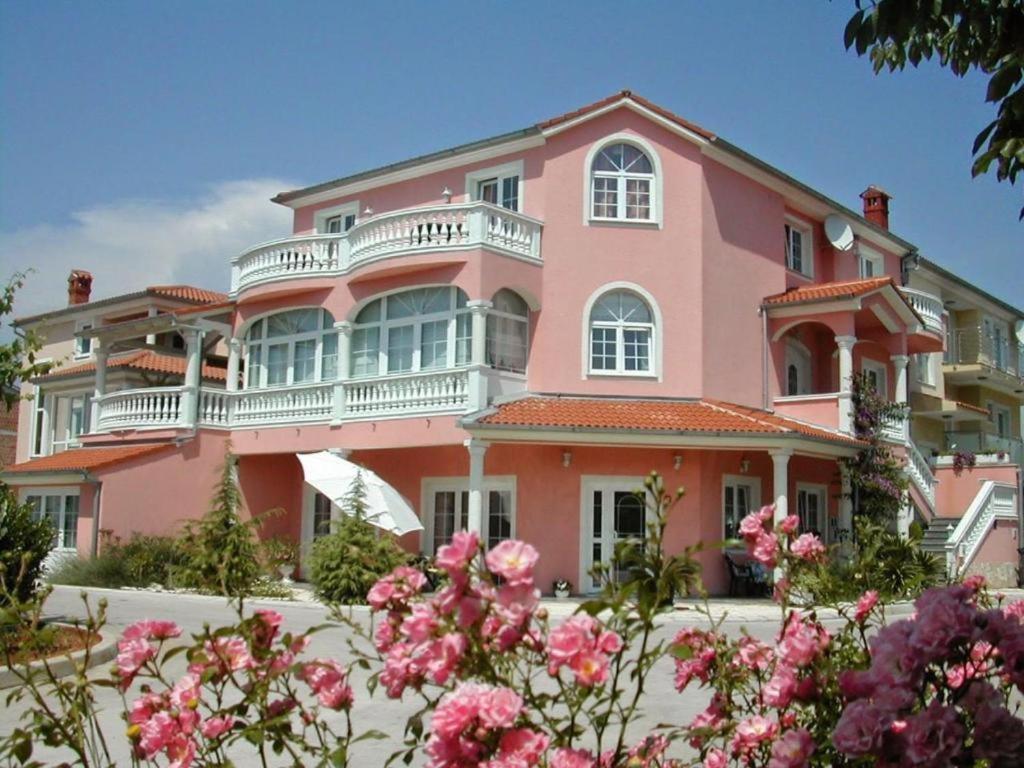 Hotel Villa Vera 2 Fažana Екстериор снимка
